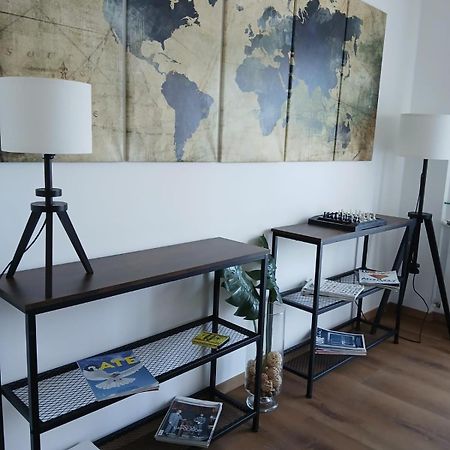 Residenza Dei Poeti - Roomy And Modern Flat パレルモ エクステリア 写真