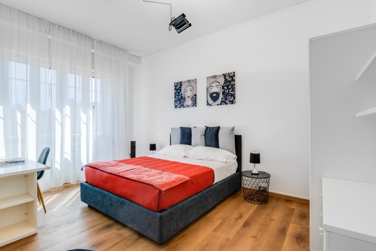 Residenza Dei Poeti - Roomy And Modern Flat パレルモ エクステリア 写真