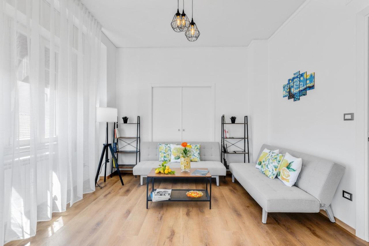 Residenza Dei Poeti - Roomy And Modern Flat パレルモ エクステリア 写真