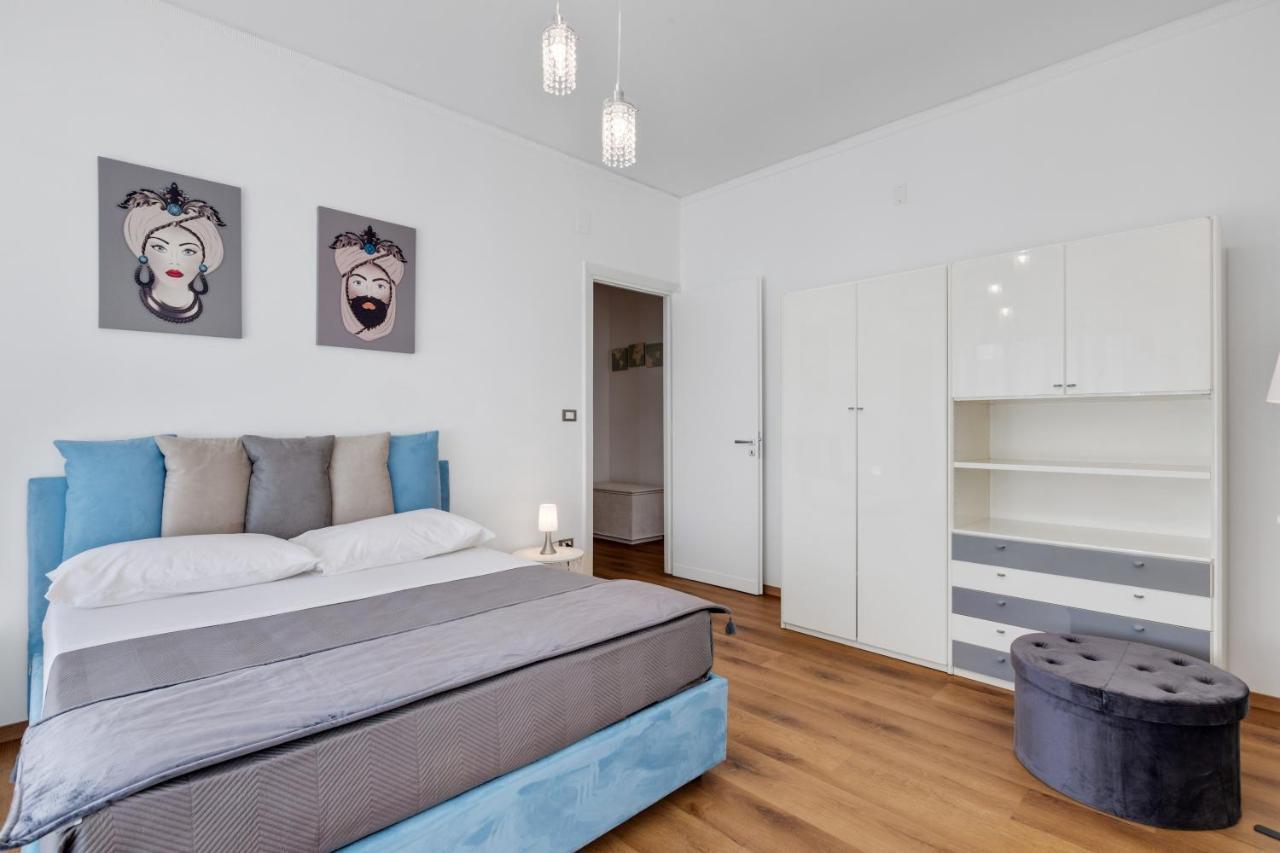 Residenza Dei Poeti - Roomy And Modern Flat パレルモ エクステリア 写真